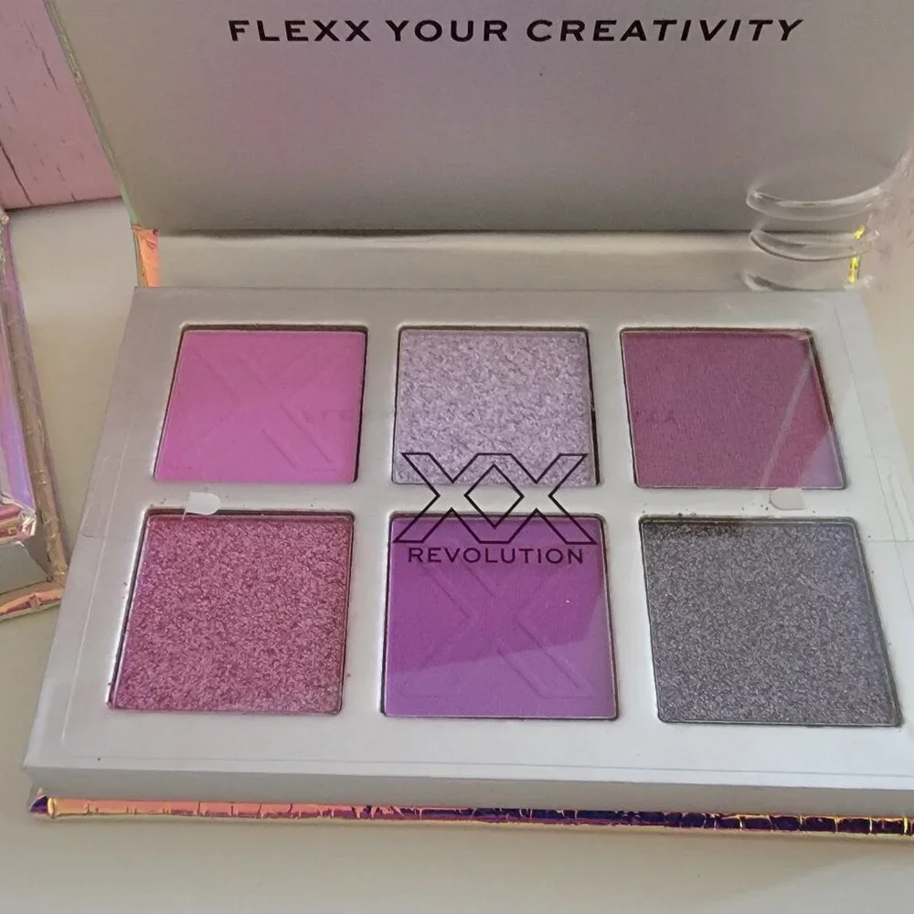 Revolution Beauty London Sugar Baby Eyeshadow Palette - New